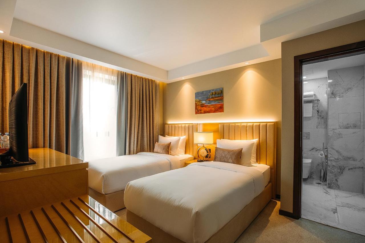 Marjan Plaza Hotel Tbilisi Exteriör bild