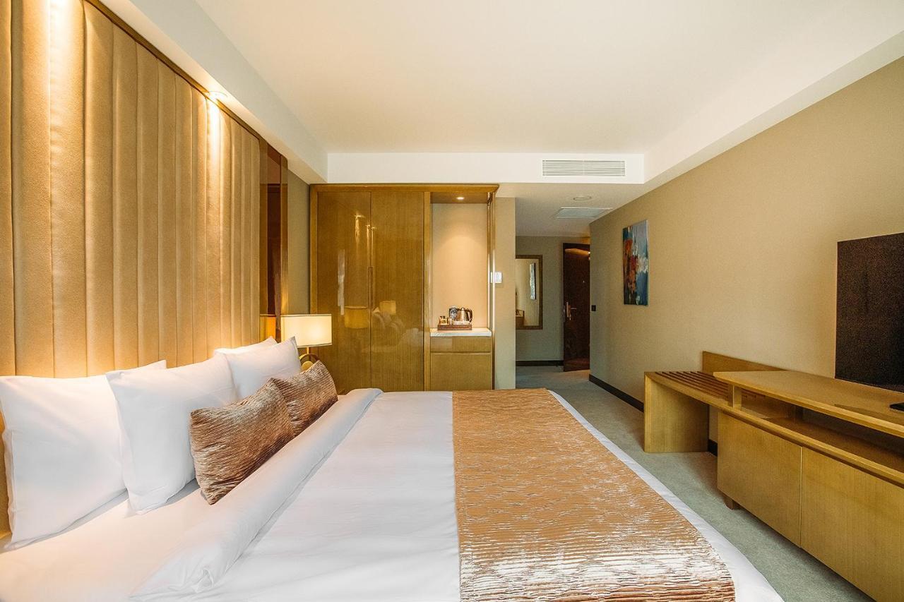 Marjan Plaza Hotel Tbilisi Exteriör bild